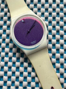 Swatch Watch "60 + 1" GZ208 Classic 2009